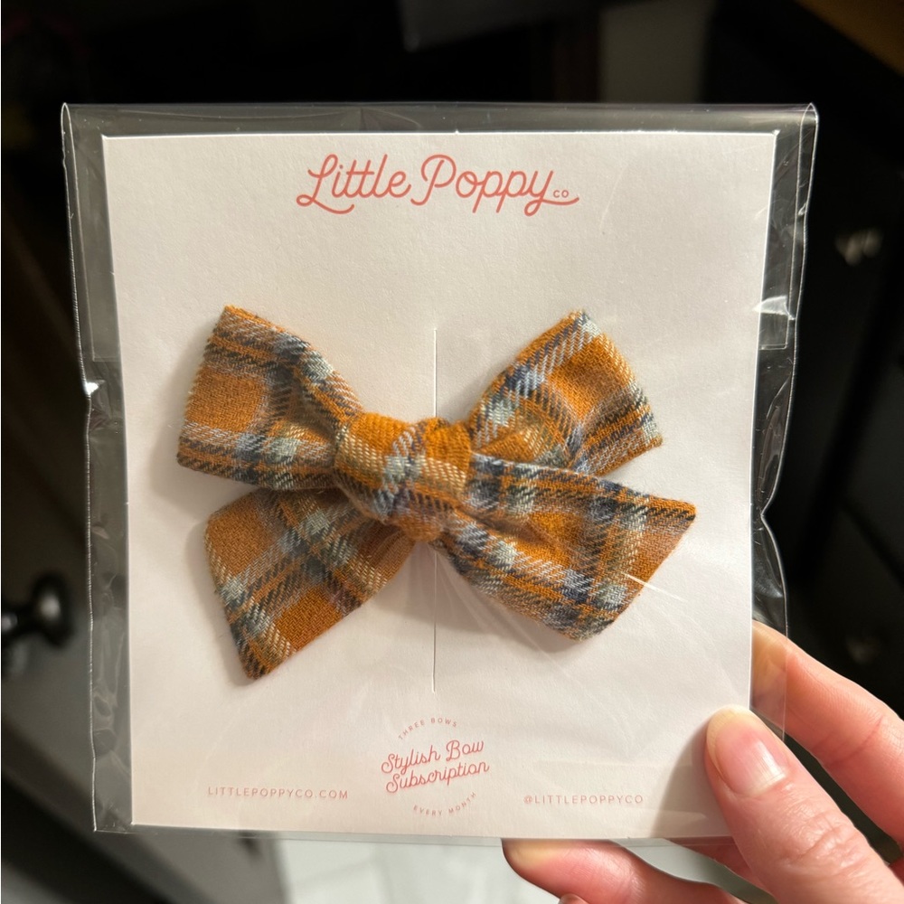 New little poppy co bow